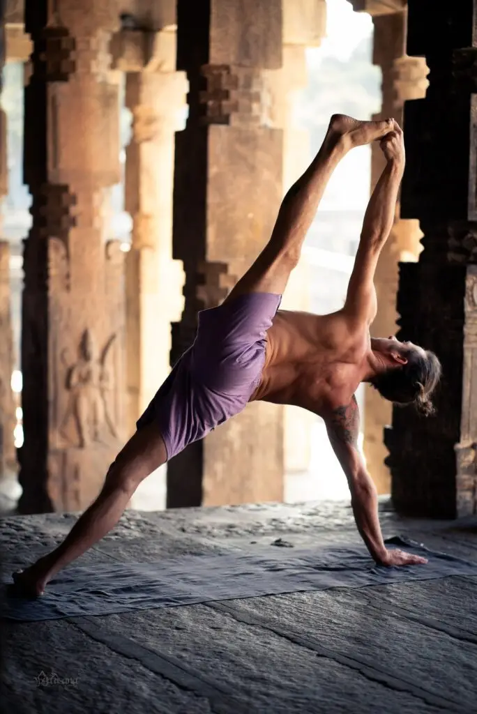 ashtanga conJoey Paz